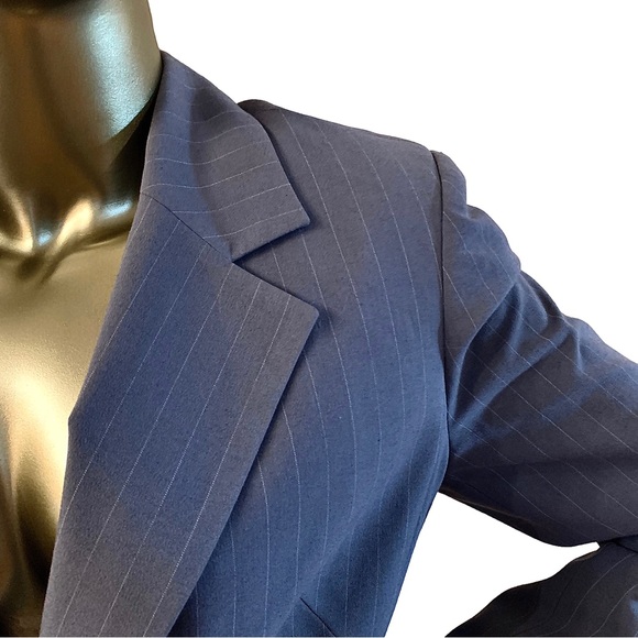 Skirt Suit Blue Gray Pinstripe Harve’ Bernard Size 10/12 - Picture 6 of 16